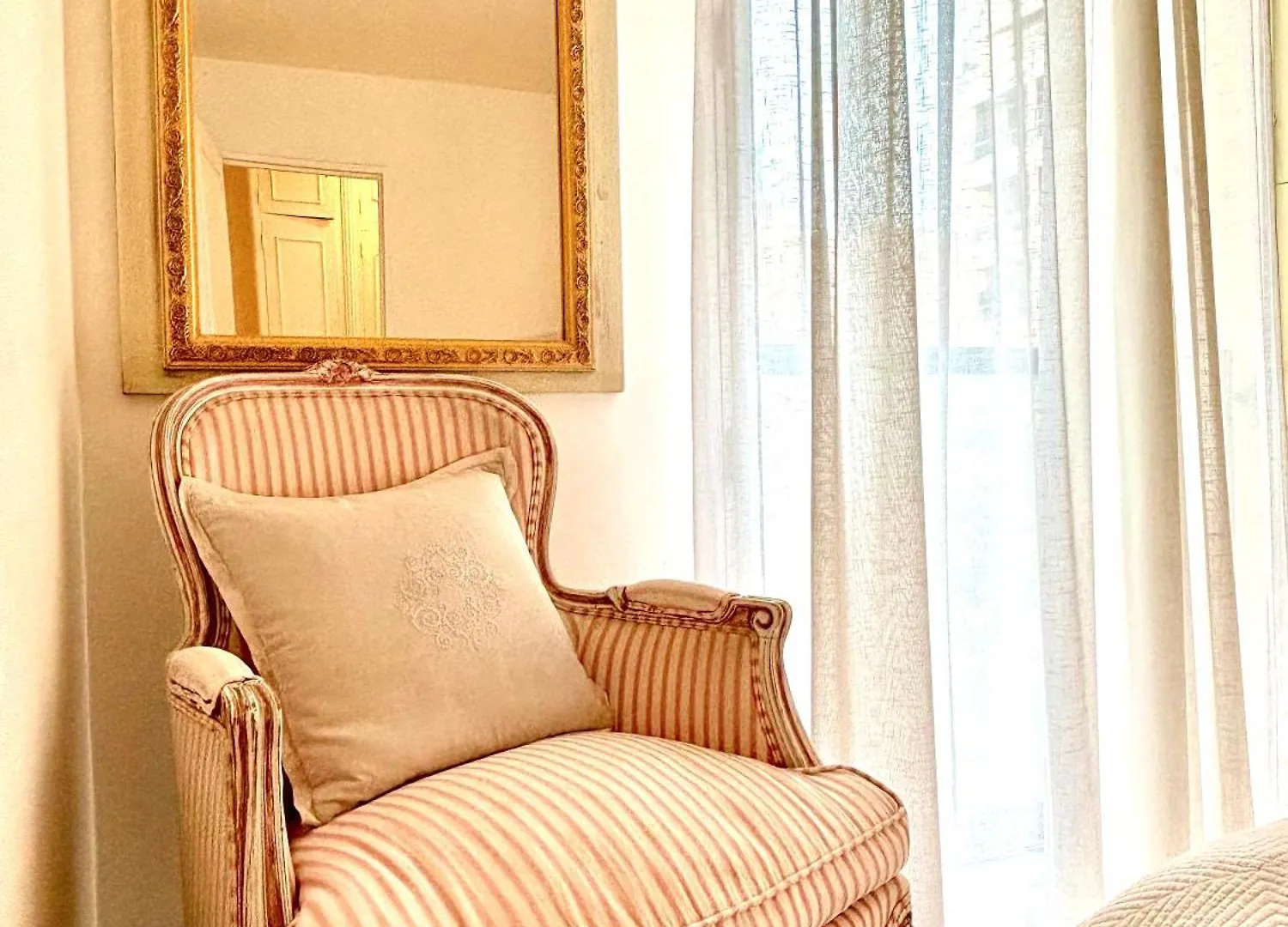 L'Appartement Nicolo Paris 0*,